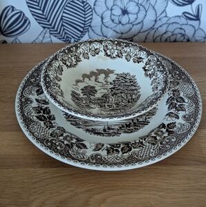 Vintage Barrats Staffordshire "Elizabethan" Dinner Plate‎ & Bowl